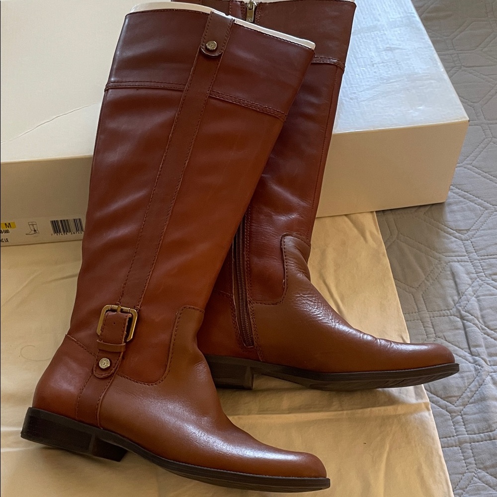 Anne Klein Chestnut Leather Heeled Boots